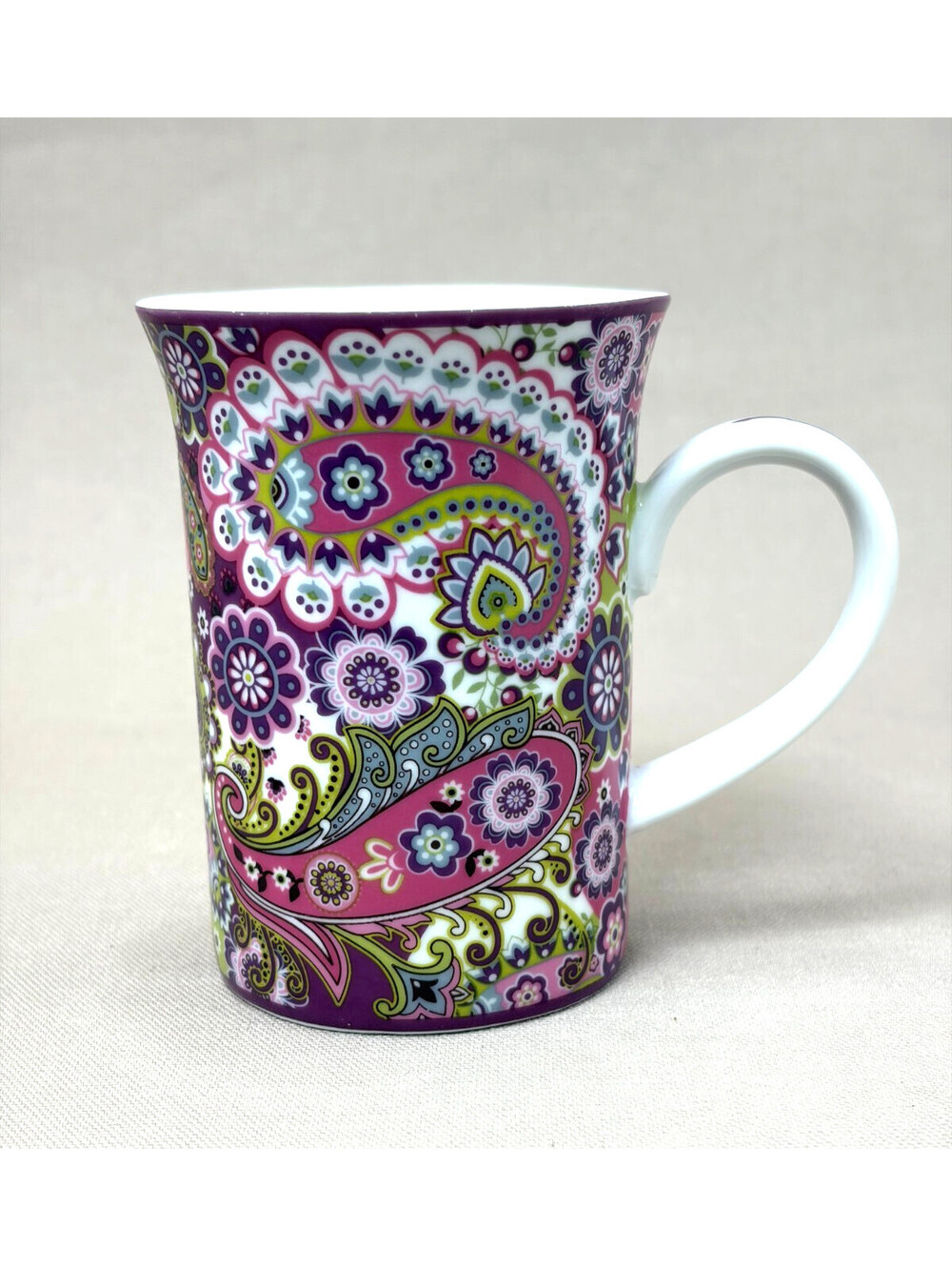 Vera Bradley Barnes Noble Very Berry Paisley Ceramic Coffee Mug Pink Purple 4.25